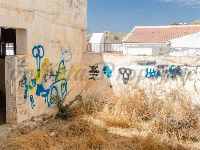 Foto 932da284-cb25-41b2-aff8-f1166ea3d92f. Casa adossada amb calefacció a Salares