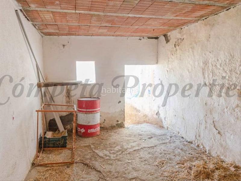 Foto bca2543f-b2ae-45e6-81cb-22f8626ee755. Casa adossada amb calefacció a Salares