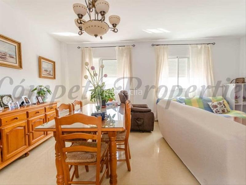 Foto 6b8219d2-5bd5-4d48-8100-f55149b3ca65. Casa adossada amb calefacció a Cómpeta