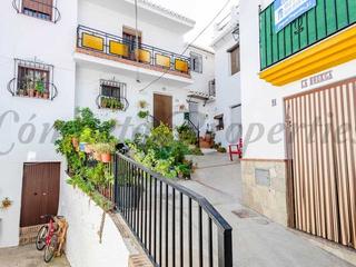 Casa adossada a Sedella