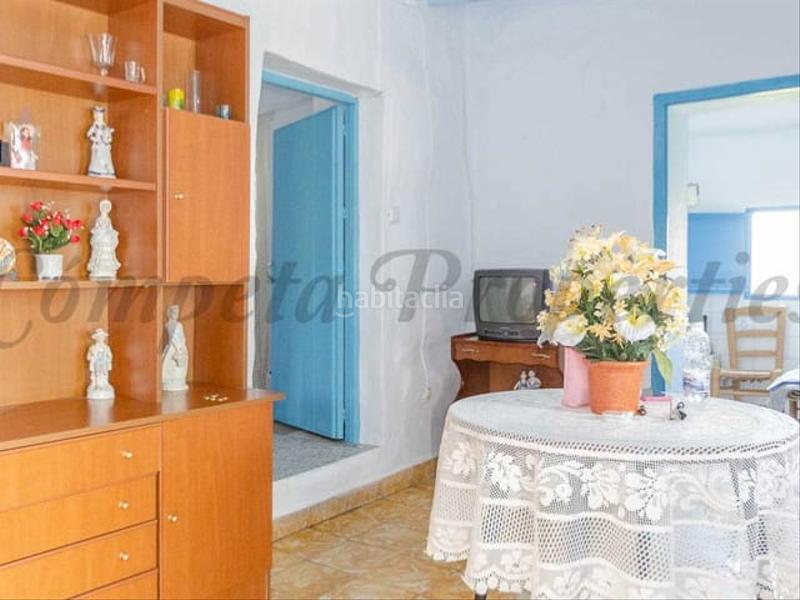 Foto 987d1ce1-3c21-47a2-9b66-84356f423e63. Casa adosada en Sayalonga