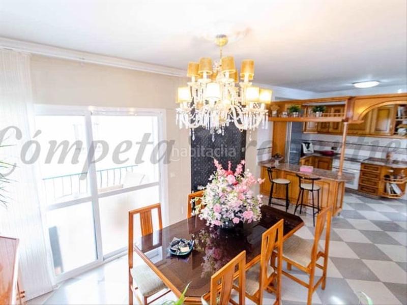 Foto f76ca99b-50cf-4b3c-aff8-50c71528262e. Casa adossada amb xemeneia calefacció a Canillas de Albaida