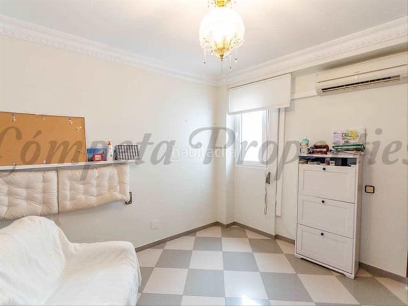 Foto fc9ccea8-e523-42fe-89ec-d47d60004d45. Casa adossada amb xemeneia calefacció a Canillas de Albaida