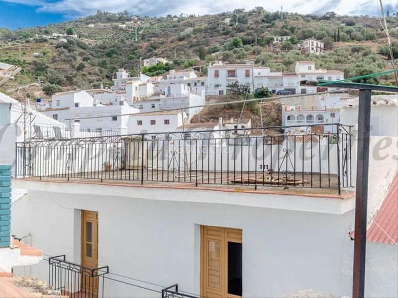 Foto edcb8196-0f31-4c36-8e7d-4189b19e1675. Casa a schiera con riscaldamento in Sayalonga