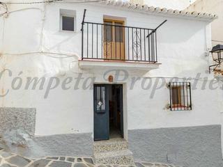 Casa adossada a Canillas de Aceituno