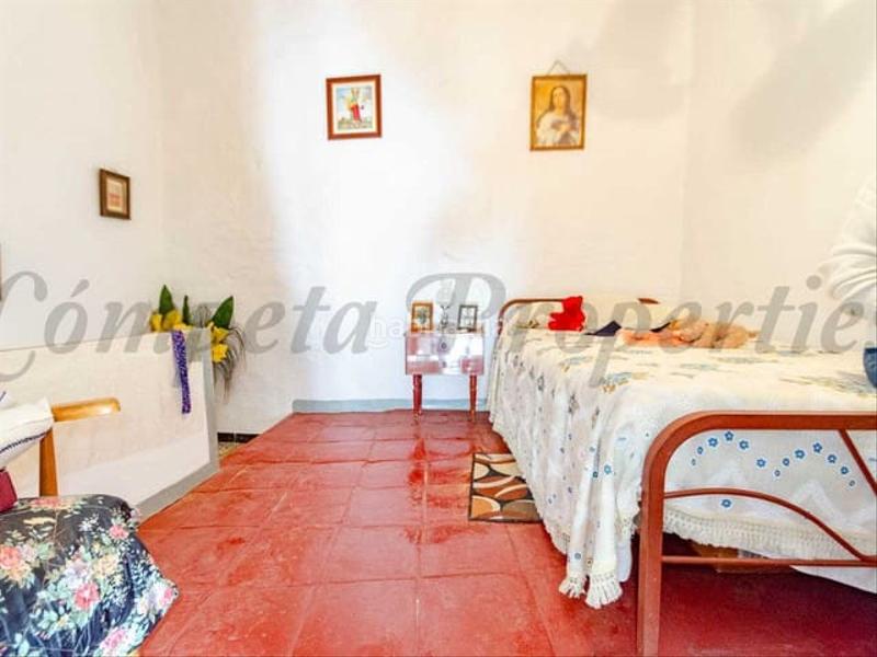 Foto ade7dbcd-867a-4492-9ca5-a4c9cc7f40c7. Casa adossada amb calefacció a Canillas de Aceituno