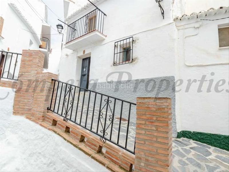 Foto d82dfe26-358d-4d62-9e71-de07ad37b405. Casa adossada amb calefacció a Canillas de Aceituno