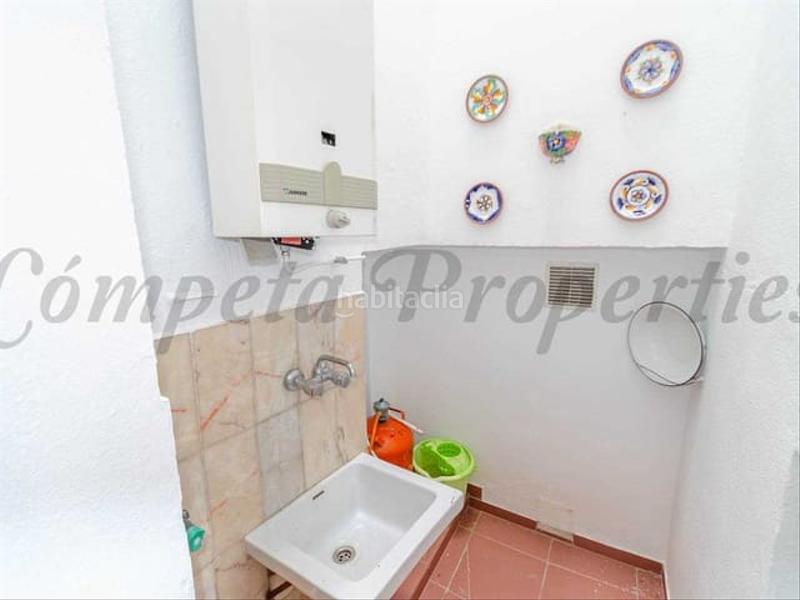 Foto 8a31816c-7314-457c-9a2a-e295b2724102. Casa adossada amb calefacció a Cómpeta