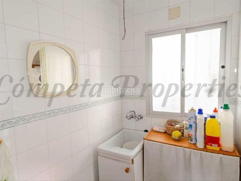 Foto e91dd25d-1c73-4e76-8fa4-c76d35fcc670. Casa adossada amb calefacció a Cómpeta
