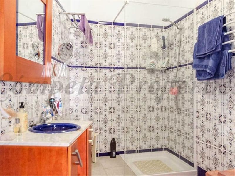 Foto 011a83c3-c13e-4d2f-9e6e-c670943941a2. Casa adossada amb calefacció a Cómpeta