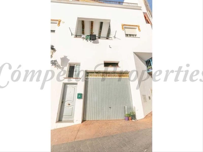 Foto 4f696e2b-492c-421c-bfeb-7559941ab114. Casa a schiera con riscaldamento in Cómpeta