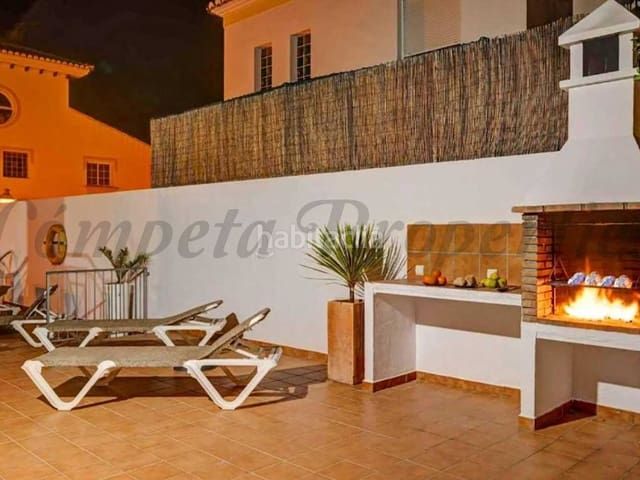 Foto 5277432d-5657-4fc3-be4f-74255a5b2b5c. Casa adosada en nueva Nerja Nerja