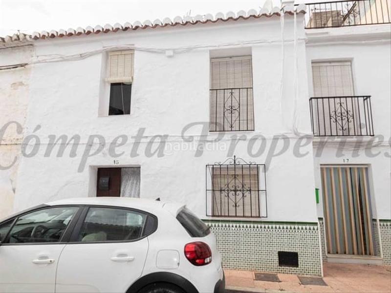 Foto e9c71372-f28d-4b18-8c02-83373d88c5f2. Casa adosada en Torrox pueblo Torrox