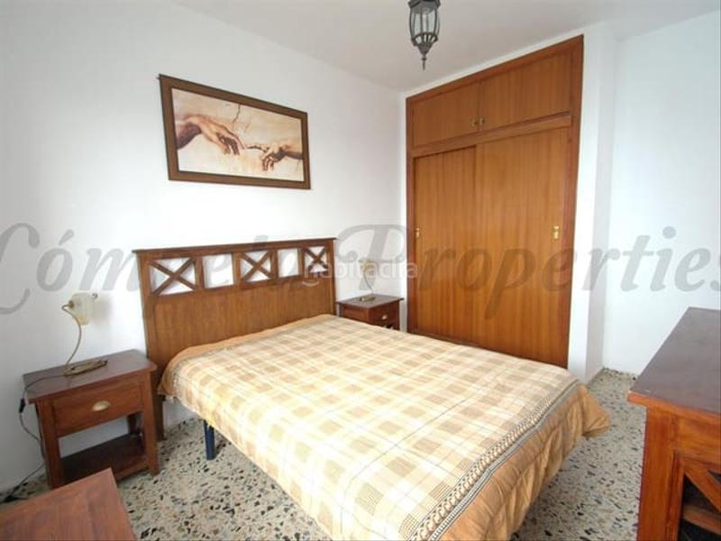 Foto b3af3bb7-bb43-4209-be53-bf441f3a31b3. Casa adossada amb calefacció a Torrox pueblo Torrox
