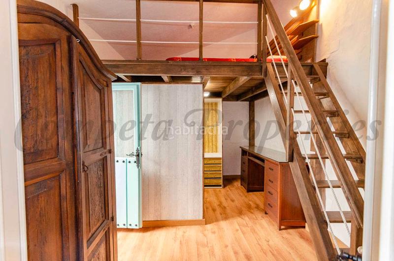 Foto e95d8c62-ed5c-4710-8e0a-0553f2f281e5. Casa adossada a Cómpeta