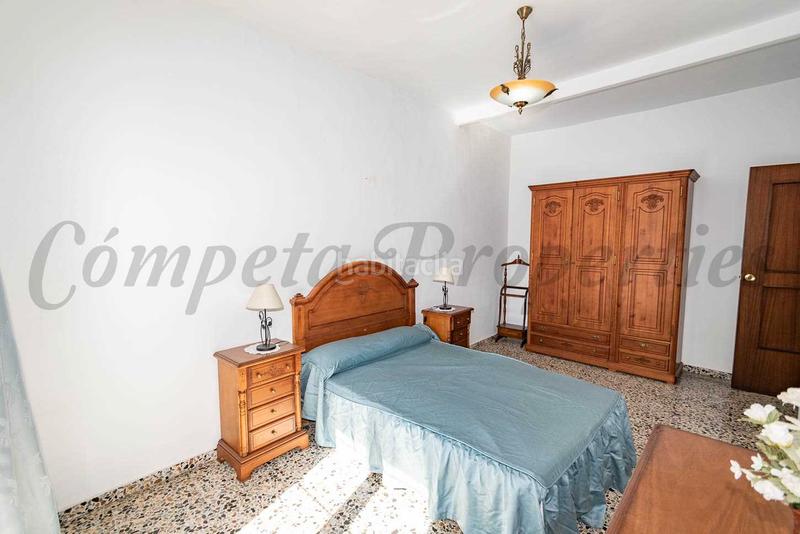 Foto 566a8300-1618-4c38-add0-5618d27bd410. Casa adossada a Torrox pueblo Torrox