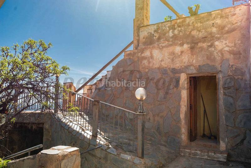 Foto 217a5581-8411-4c4d-a59e-95e66db35d0d. Edificio en Soportújar