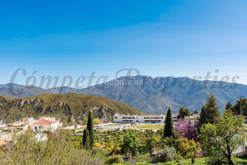 Foto 6f281a97-9d4e-40b9-96e9-b400d0614bc6. Edificio en Soportújar