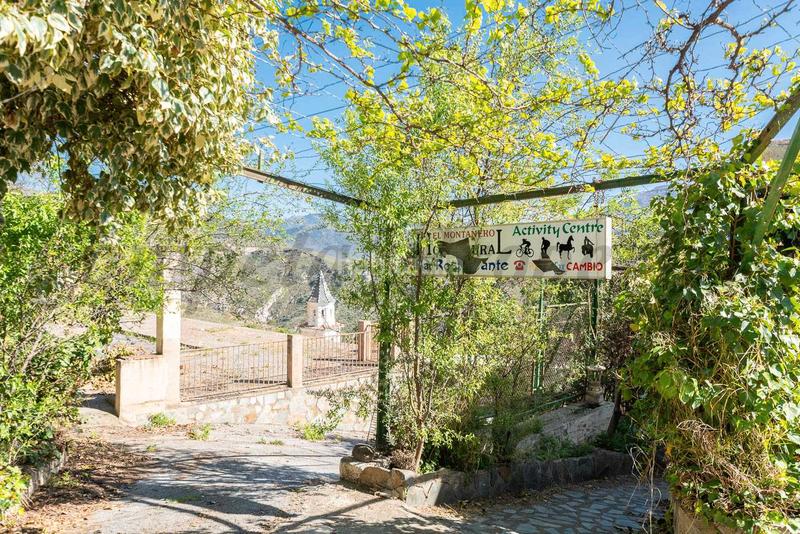 Foto 7382cf98-5bb6-4ec2-a0c9-8927e395eec2. Edificio en Soportújar