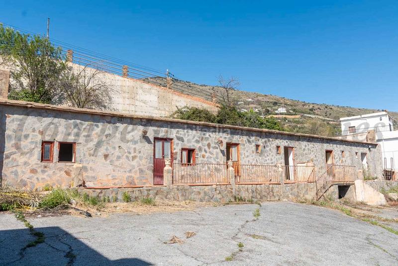 Foto 5b7db60a-4202-436f-bb0d-1adf8517a11c. Edifici a Soportújar