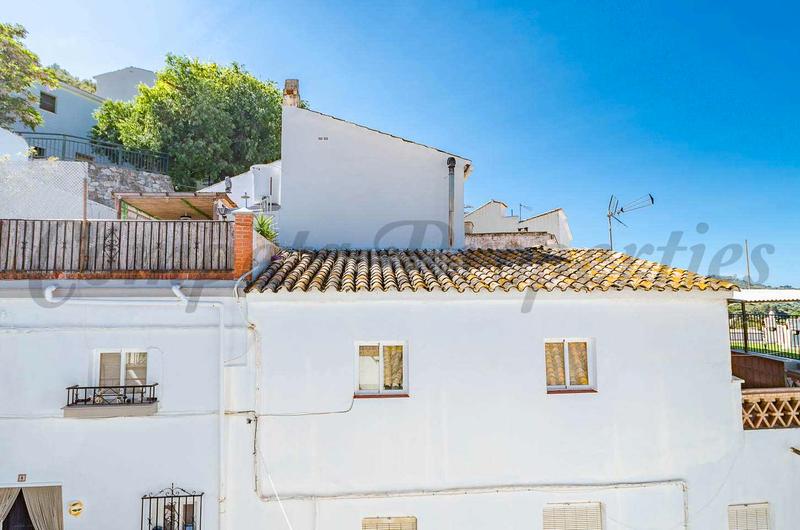 Foto a34841c7-7332-4f7c-91fa-dd3ea792676d. Casa bifamiliare in Árchez