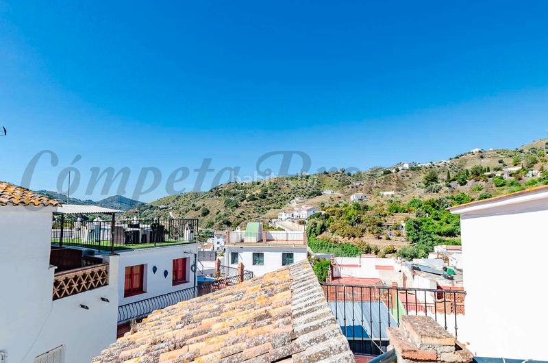 Foto ec204d46-e40f-4688-82d7-09396cb53756. Casa bifamiliare in Árchez