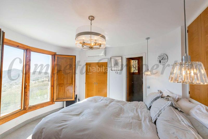 Foto 1f0388ac-df8e-4f4c-a77f-3cbf65b1cba8. Xalet amb calefacció piscina a Cómpeta