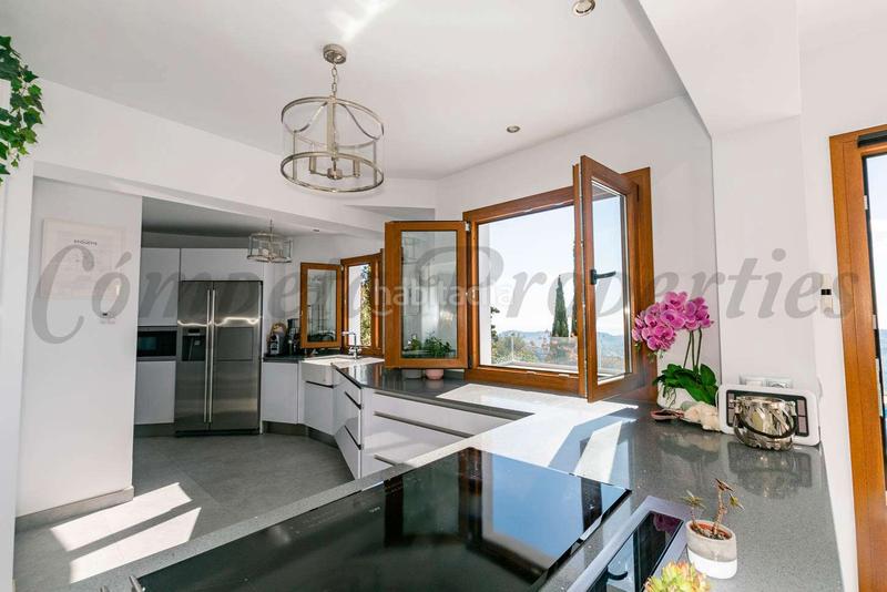 Foto 4460a02c-7644-4667-bb3a-22e070872a85. Xalet amb calefacció piscina a Cómpeta