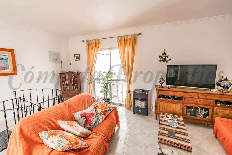 Foto c4341ccb-1b3b-4fc7-9f1b-899b05043a16. Casa adossada a Torrox pueblo Torrox