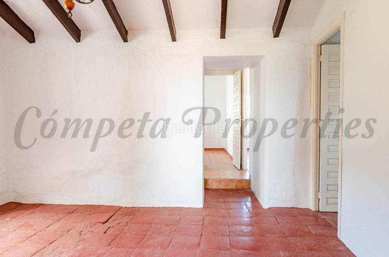 Foto 74a01303-fb6e-4e25-b813-1bd493168fcd. Masía 3 en 1: dos casas de campo habitables y una para reformar en Torrox