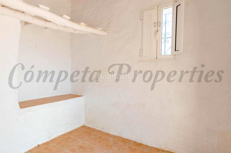 Foto f1530cec-e265-414f-9791-0b07fcfb3ffa. Masía 3 en 1: dos casas de campo habitables y una para reformar en Torrox