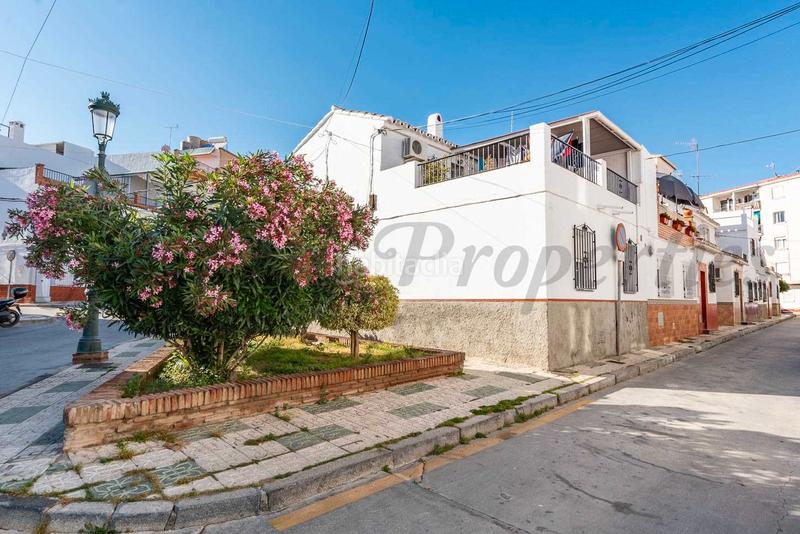 Foto 98bb61c8-fa76-4a83-acf9-2013d1c5d282. Casa a schiera in Centro Nerja