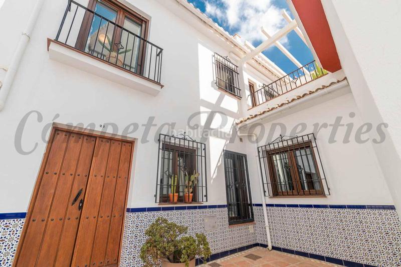 Foto e032077e-2303-4642-97d6-cc4525cab1af. Reihenhaus mit heizung in Torrox pueblo Torrox