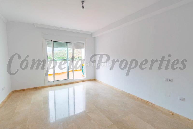 Foto 78e69670-aea3-4c2f-8a86-2f140fa27fe5. Àtic amb aparcament a Torrox pueblo Torrox