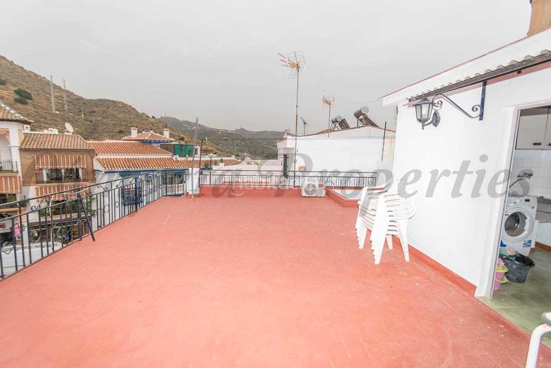 Foto 2fbde40e-ed75-4770-9162-1d0a767a4a6e. Apartamento  amplio en el centro en Torrox pueblo Torrox