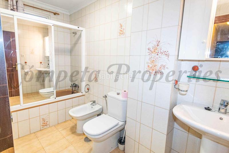 Foto eb146a62-3e6e-4983-b91c-f1bccf3cf112. Apartamento  amplio en el centro en Torrox pueblo Torrox