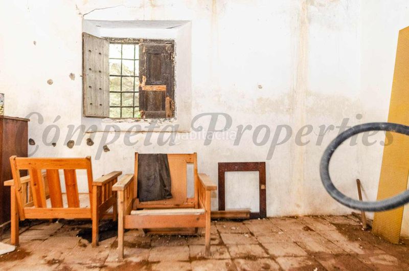Foto d7dbacab-16f9-4e6e-924c-626c3f62e236. Masia a Cómpeta