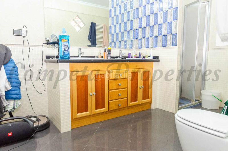 Foto 08274d4f-18b9-42a7-b873-f4a775e9be28. Casa amb xemeneia a Canillas de Albaida