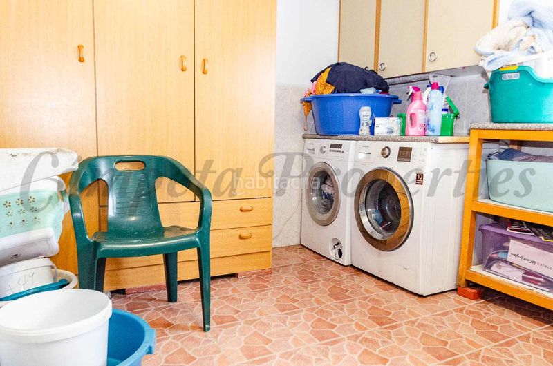 Foto 1d657a68-8e85-414c-b498-4e0646fe0bc5. Casa amb xemeneia a Canillas de Albaida