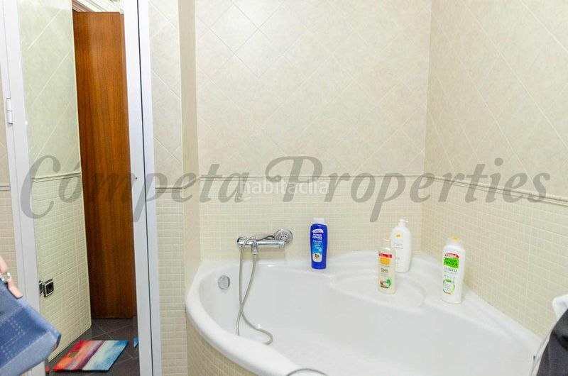 Foto 4f640216-0633-43a8-b9df-21d7e87367e3. Casa amb xemeneia a Canillas de Albaida