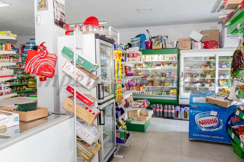 Foto 844ed812-ee12-4516-89b3-758ca7263f59. Casa amb xemeneia a Canillas de Albaida