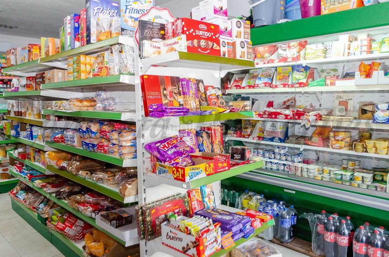 Foto cd3638a9-b332-4d26-b756-50fad2ef8333. Casa amb xemeneia a Canillas de Albaida