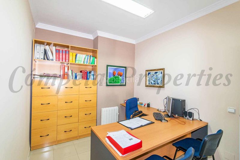 Foto 9fa8ff27-c68a-447f-a84e-839eb8436aee. Local comercial amb calefacció a Torrox pueblo Torrox