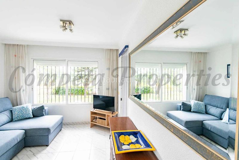 Foto 3770fa71-1179-483e-9974-b449f13fca9c. Apartament amb calefacció piscina a Torrox park Torrox