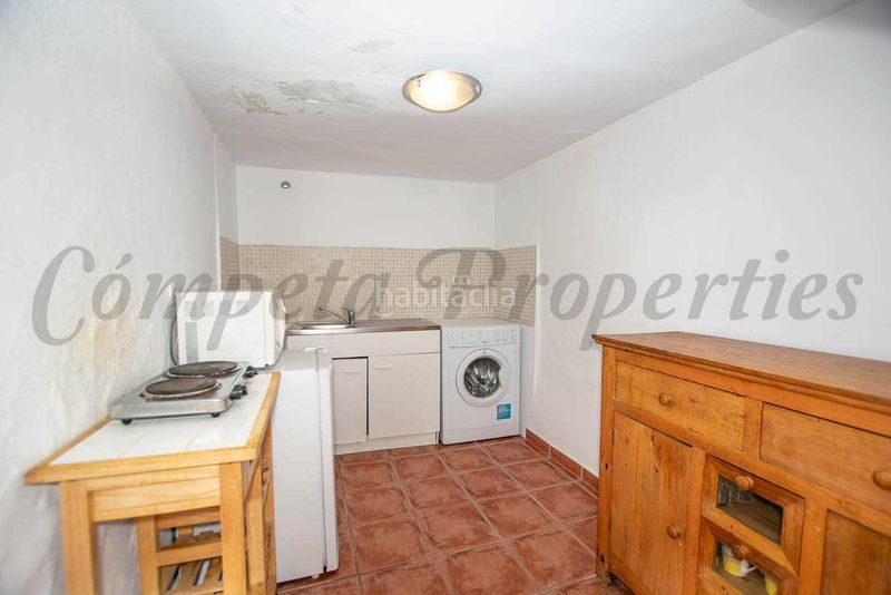 Foto 031c2ca1-0a3b-4a00-8aec-3552957c42c2. Casa adossada a Cómpeta