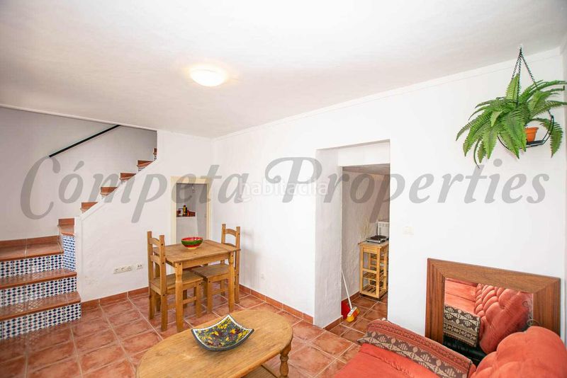 Foto 94528dbe-8da1-48af-960f-0052ebd81d43. Casa adossada a Cómpeta