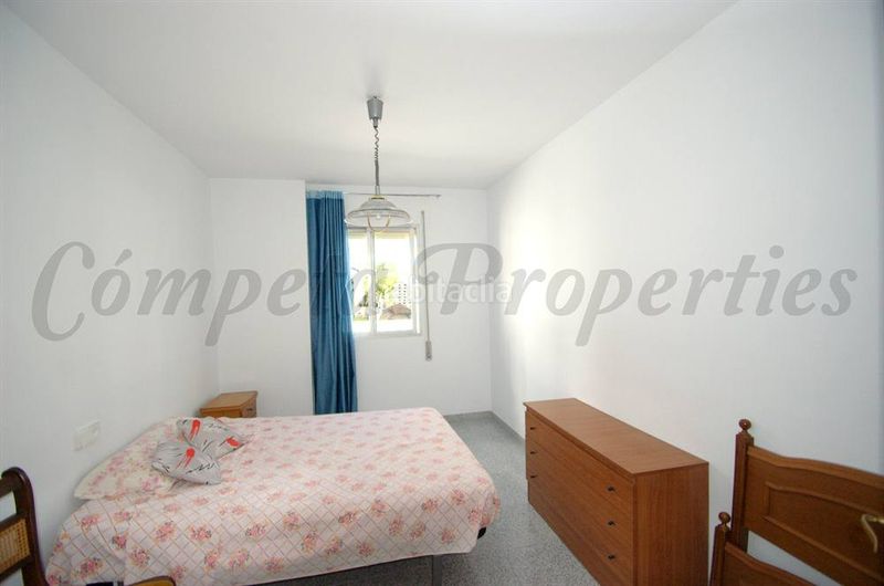 Foto 4cb923c4-c10f-42a8-91a9-14ae8e372383. Casa adossada a Cómpeta