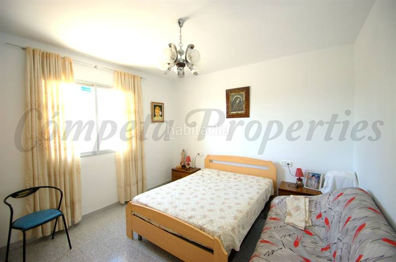 Foto d689354a-7c84-4ca7-98af-4af5ab468ac3. Casa adossada a Cómpeta