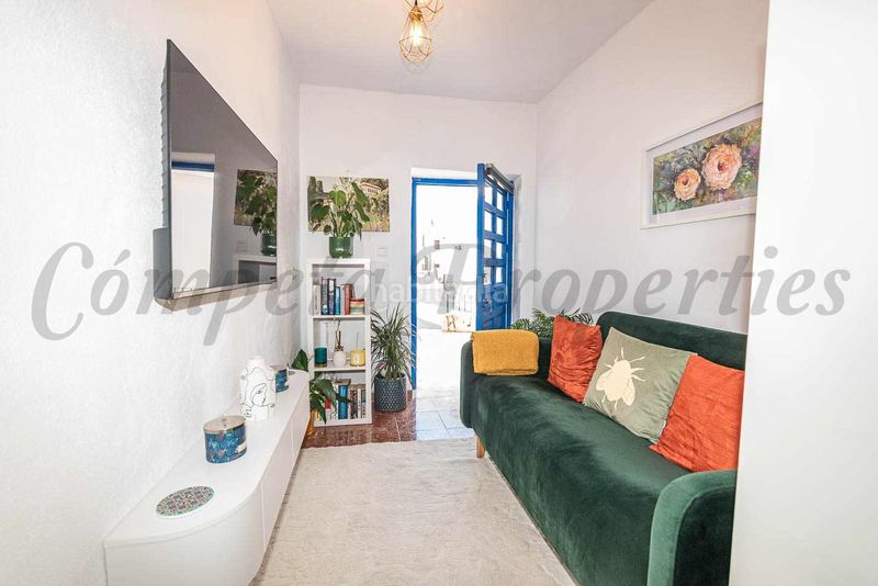 Foto 1da627f6-b7be-4dd0-bab8-70969f8ba627. Casa adossada a Torrox pueblo Torrox