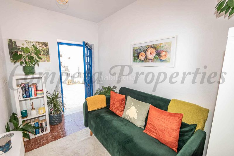 Foto f064c329-85fc-4c1b-82c9-246ab681c4eb. Casa adossada a Torrox pueblo Torrox